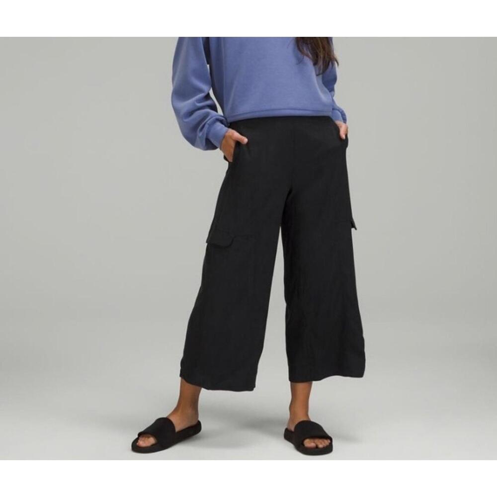 Lululemon Metropolis Maven High-Rise Cropped Pants Womens Size 4